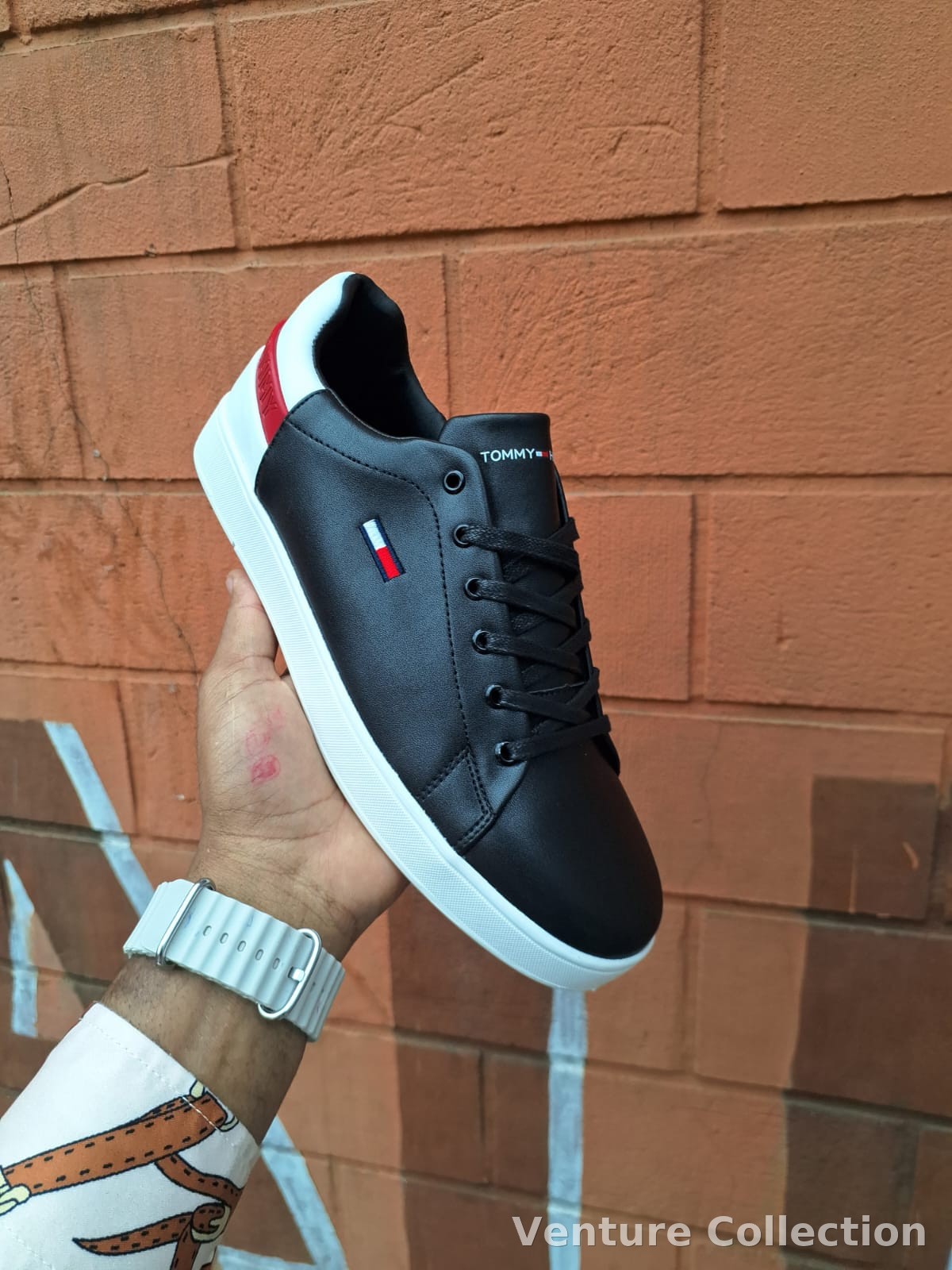 Tommy Hilfiger