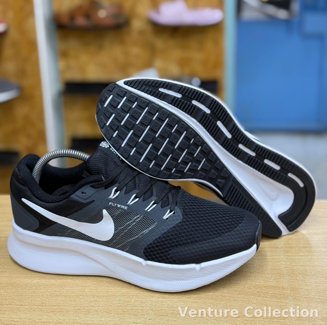 Nike Sneakers / Gym Runners